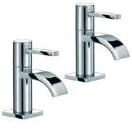 Mayfair Wave Piller Bath Taps